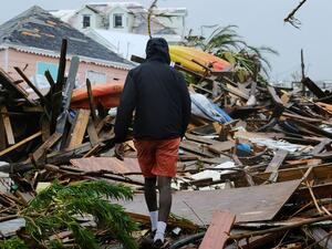 الإعصار دوريان أودى بحياة 43 شخصا في الباهاماس