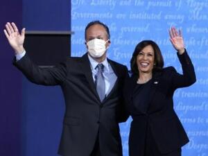 دوغ ايمهوف زوج كامالا هاريس يتحضر لدور "الرجل الثاني" في البيت الأبيض