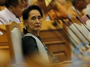 زعيمة ميانمار