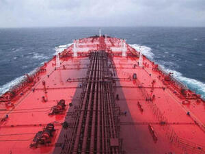 الحكومة اليمنية تحذر من مخاطر انفجار ناقلة النفط "صافر"