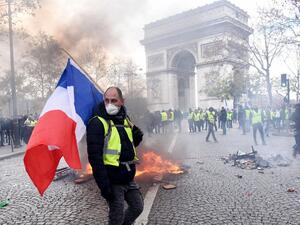 احتجاجات في مدن فرنسية ضد تدابير مكافحة فيروس كورونا