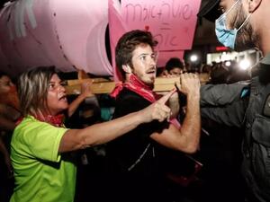 تظاهرات ضد نتانياهو في القدس وتل أبيب على الرغم من القيود المفروضة لاحتواء كورونا