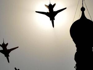 قاذفتين من طراز تو-160