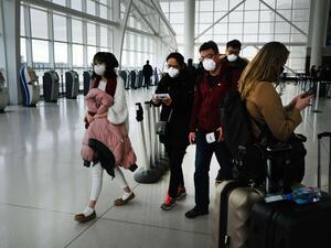 هونغ كونغ تفرض حجراً صحياً على الوافدين من الصين القارية لمواجهة كورونا