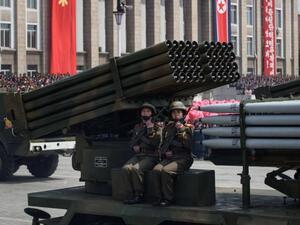 كوريا الشمالية أجرت 13 تجربة صاروخية العام الماضي