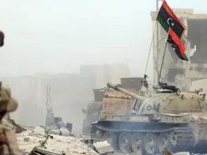 الجزائر لن نتدخّل عسكريا في ليبيا