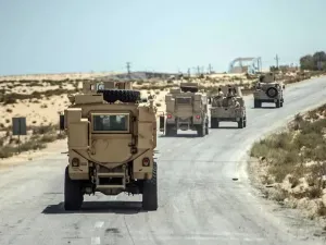 دورية لقوات الأمن المصرية في العريش