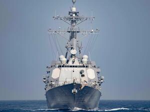 اليابان تدرس إرسال مدمرة قرب مضيق هرمز 