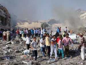 هجوم بسيارة مفخخة يستهدف نقطة أمنية شرقي مقديشو