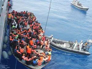 المكسيك تعلن نشر حرس على الحدود الجنوبية لاحتواء الهجرة