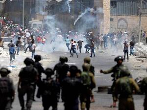 إصابة فلسطينيين خلال مواجهات مع جيش الاحتلال قرب رام الله