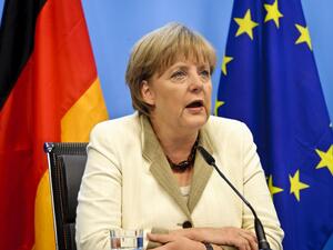 الاتحاد الأوروبي يمدد قمته يوما آخر بعد الوصول لطريق مسدود بشأن خطة إنعاش