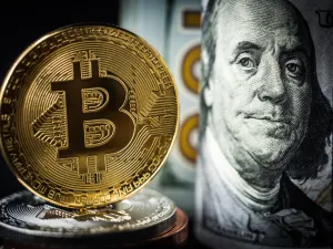 ارتفع سعر عملة بيتكوين (BTC) بنسبة 1.75%لتسجل نحو $65,028.71  دولار.