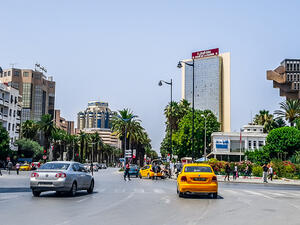 قدّرت غرفة الوكلاء تراجع مبيعات سيارات الأفراد بنسبة 10.5% إلى 13726، ومركبات النقل والأنشطة الاقتصادية 23%