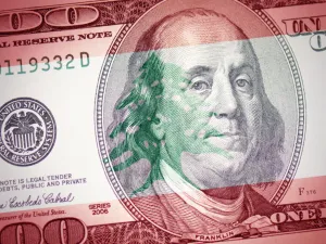المدخرات بالدولار بين الاقتطاع والتقييد والتحويل إلى الليرة