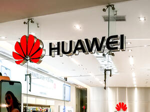 رئيس Huawei يدعو أميركا على إعادة النظر في "هجوم" على سلاسل إمدادها