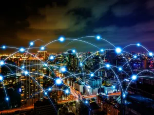 دبي أول مدينة ذكية في العالم، تتبنى تقنية المعاملات الرقمية «بلوك تشين»
