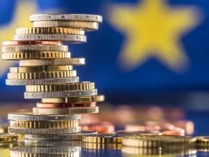 100 مليار دولار مهددة بالتحول لسندات «رديئة» بسبب الوباء