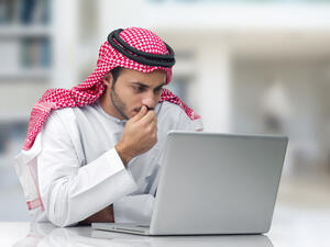 زاد إنتاج العاملين بواقع 3 في المائة للفترة ذاتها، في وقت سجل فيه مؤشر التضخم لأسعار المستهلك ارتفاعاً على صعيد شهري نتيجة تحرك 8 أقسام مؤثرة في أسعار المستهلك