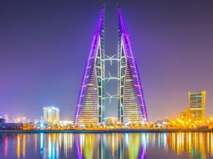 البحرين تسوق سندات على شريحتين والأوراق لأجل 10 سنوات بعائد 8 %