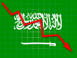 الأحمر يلون الأسهم السعودية بعد قرارات تقشفية تنهي رغد العيش