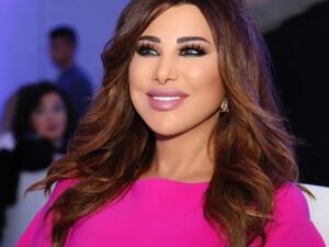 نجوى كرم تتألق باللون الوردي استهلمي إطلالتك في أكتوبر