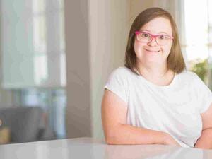 من مظاهر متلازمة داون تأخّر النطق