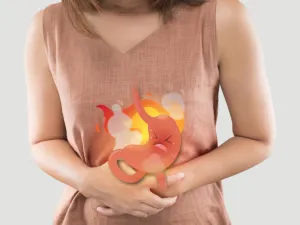 لعلاج حرقة المعدة في رمضان خذ مضادات الحموضة ومُثَبِّطات مضخّة البروتونات من الصيدلية