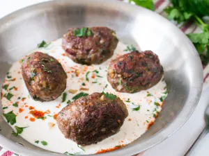 الكفتة بالطحينة 