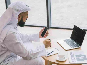 اللهم صبّ علينا الخير صباً صباً، ولا تجعل عيشنا كداً كداً