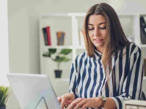 كلما زاد عدد ساعات العمل، قلت الإنتاجية وسرعة العمل