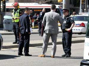 وفي يوم تنفيذ الهجوم، أعلن ميناسيان على حسابه في "فيسبوك" عن بدء "تمرد العزب الاضطراريين"