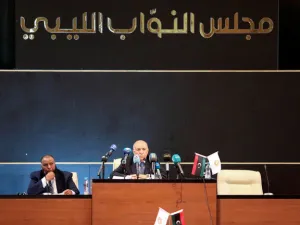 من المقرر أن يصدر البرلمان العربي قرارا بشأن تطورات الأوضاع في ليبيا