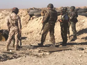 قوات من الجيش السوري في دير الزور