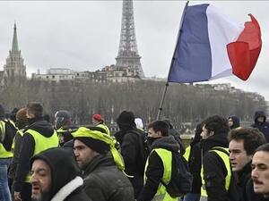 تسعى النقابات في فرنسا الى موجة حشد ثانية