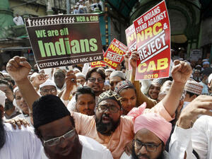 وقف تنفيذ قانون جديد يحظر منح الجنسية الهندية للمهاجرين المسلمين