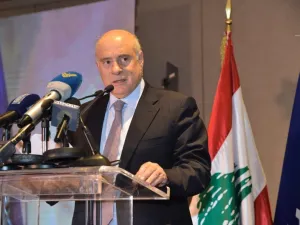 وزير العمل اللبناني، كميل أبو سليمان