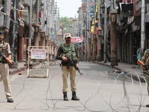 تمثل كشمير ذات الأغلبية المسلمة نقطة توتر وخلاف بين الهند وباكستان