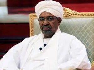 الرئيس السابق عمر البشير، إلى العدالة.