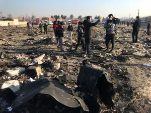راح ضحية حادث الطائرة الاوكرانية المنكوبة 176 شخصا 
