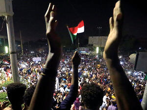  القبض على وزير الشباب والرياضة الأسبق، حاج ماجد سوار، بمطار الخرطوم