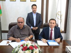 توقيع اتفاقية تعاون بين نقابة الفنانين وإدارة مهرجان جرش