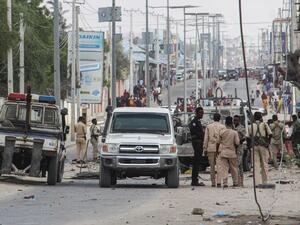 Roadside Bomb Kills 4 Civilians in Southern Somalia