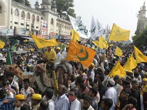 Muslims Marginalized in India's Politics, Experts say