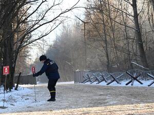 Ukrainian Minister: Russians Absorbed Lethal Amounts of Chernobyl Radiation