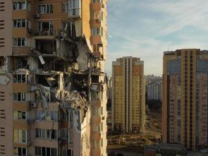 Russia's Advance in Ukraine Slows Amid Resistance