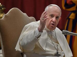 Ukrainian President Zelensky Invites Pope to Kyiv