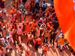 In Pictures: Colors Fly as India Elections Underway