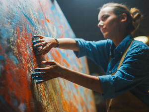 Artist Explores Her Algerian Heritage