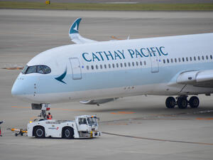 Cathay Pacific Provides Passengers with Free COVID-19 Insurance